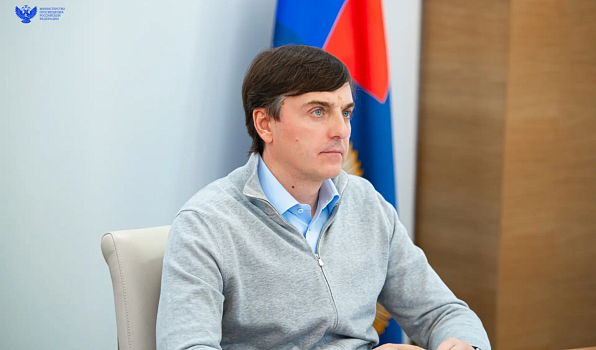 Сергей Кравцов совместно с членами ВЭПС обсудил итоги 2025/26 учебного года