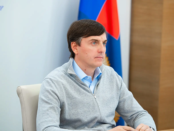 Сергей Кравцов совместно с членами ВЭПС обсудил итоги 2025/26 учебного года