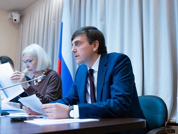 Сергей Кравцов представил плановое финансирование системы образования в проекте федерального бюджета на 2027–2029 годы