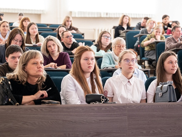 В ГИПУ обсудили современные подходы к преподаванию математики и информатики