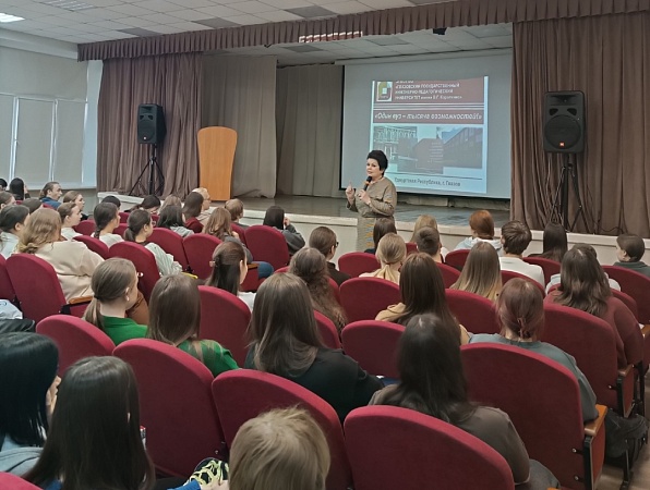 Филиал ГИПУ в Ижевске встречает будущих абитуриентов