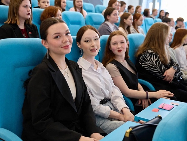 Короленковский университет вошел в 100 самых активных лекториев Общества «Знание»
