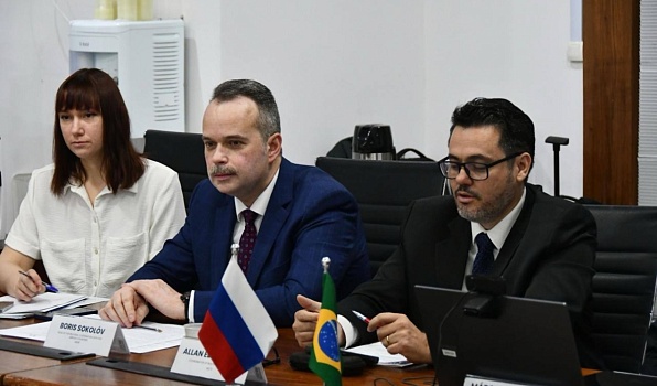 Короленковский университет разработает адаптированные учебники по русскому языку для бразильских школьников