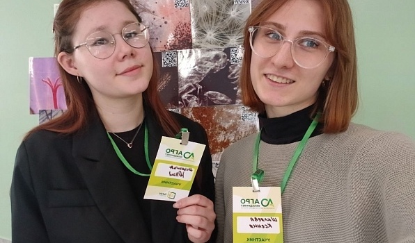 Что скрывается за объективом микроскопа? Студентки ГИПУ показали невидимый микромир