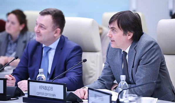 Для пилотного проекта по фиджитал-спорту Минпросвещения России определены 59 школ в 16 субъектах