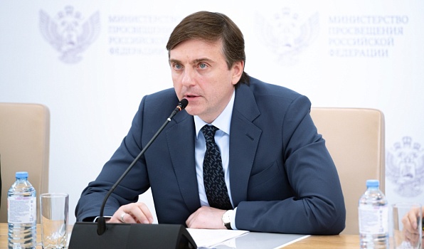 Сергей Кравцов заявил о росте числа выпускников, получающих высокие баллы на ЕГЭ