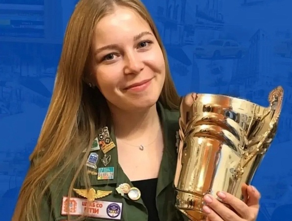 От студенческого отряда до начальника поезда: успешная карьера выпускницы ГИПУ