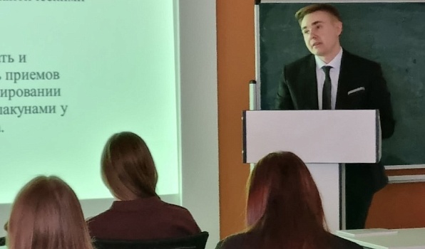 Рекомендация в аспирантуру и публикации: итоги защиты магистерских диссертаций на историко-лингвистическом факультете 