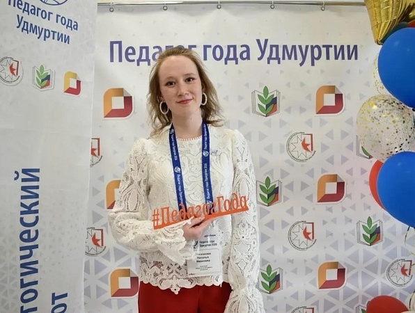 Наталья Светлакова: «Рядом с детьми можно самой побыть ребёнком»
