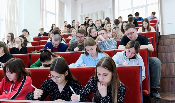 Диктант Победы в ГИПУ: экзамен на звание потомка победителей