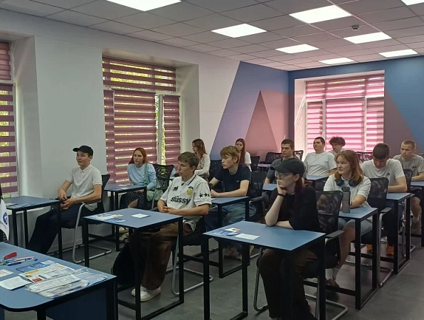 «Инженерное путешествие»: старшеклассники Красногорской школы знакомились с металлургией в ГИПУ 